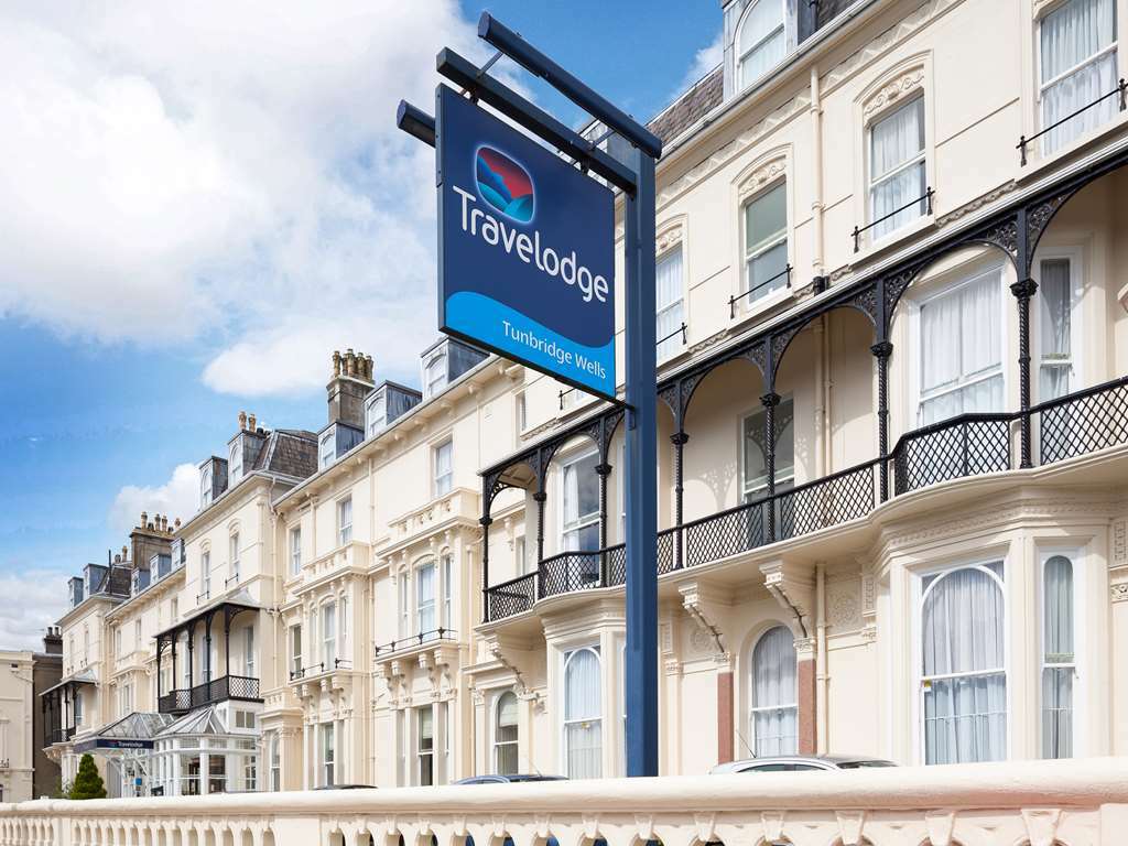 Travelodge Tunbridge Wells Екстериор снимка